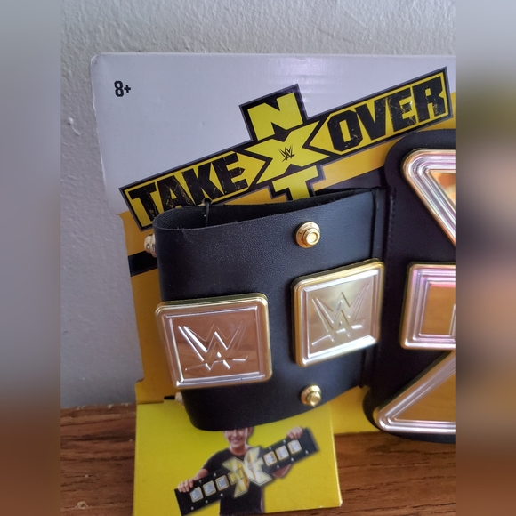 WWE NXT Championship Belt Wrestling for Kids Ages 8+ New - Picture 4 of 6